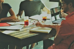 [RH2] Recursos Humanos: La relación del empleado con la empresa