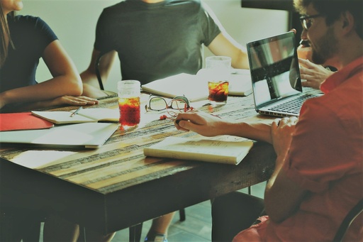 Recursos Humanos: La relación del empleado con la empresa